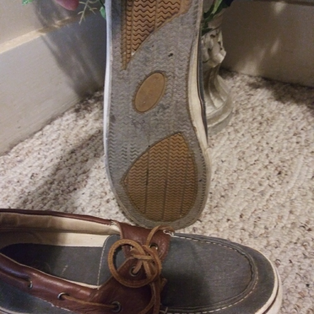 3/$18 Croft & Barrow Canvas & Leather Preppy/Coastal Deck Shoes - Picture 6 of 6